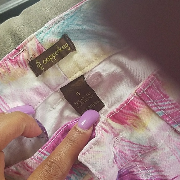 Colorful capris :) - Picture 2 of 4